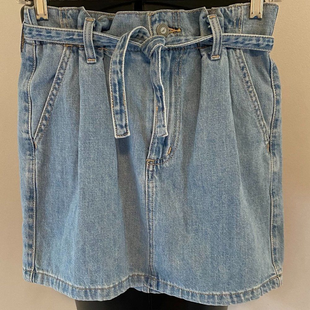 Hollister Junior Ultra High-Rise 100% Cotton Pleated Denim Skirt Size 3 26W